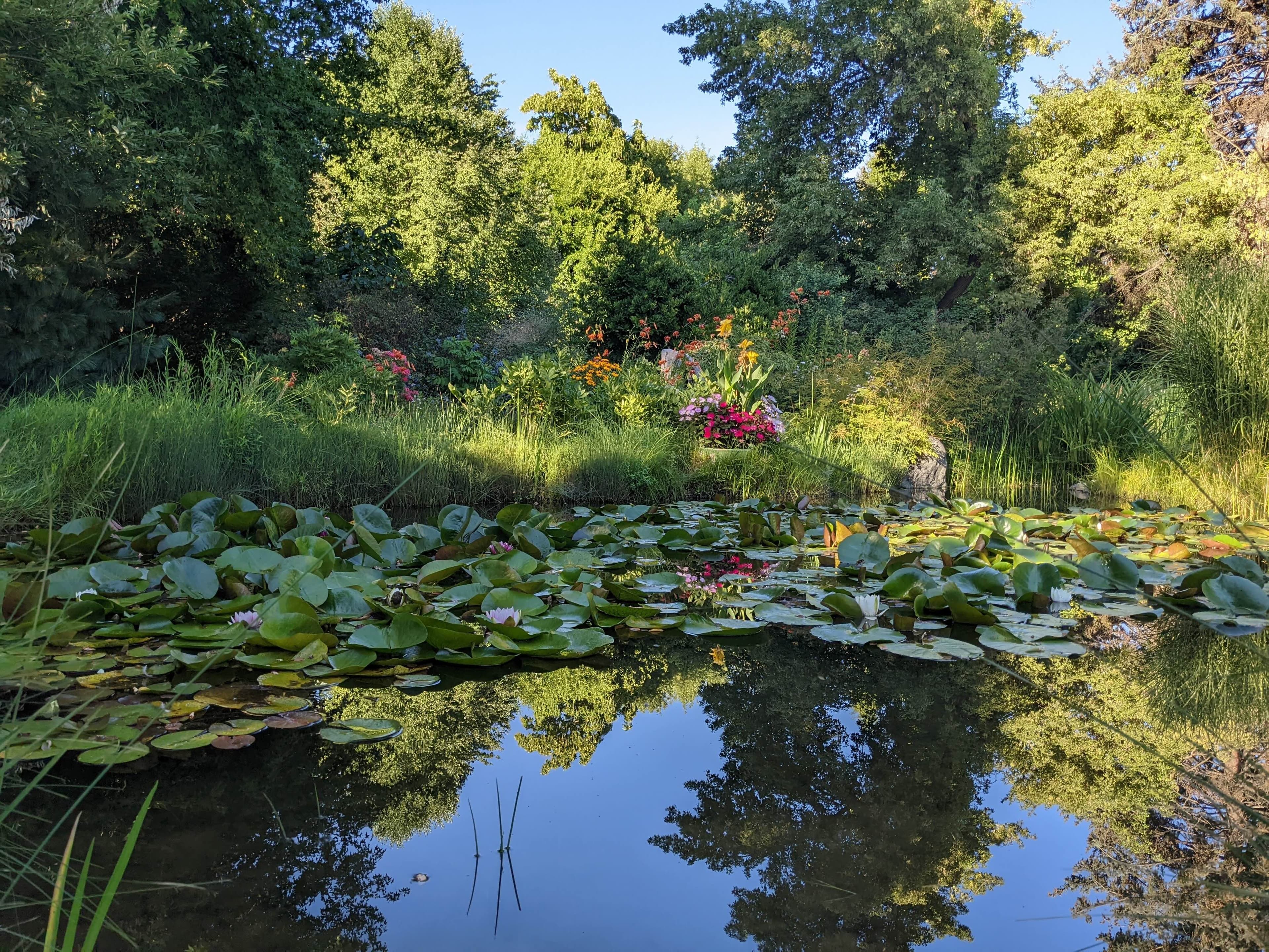 Private, family-owned botanical garden in Boise (Idaho, USA).